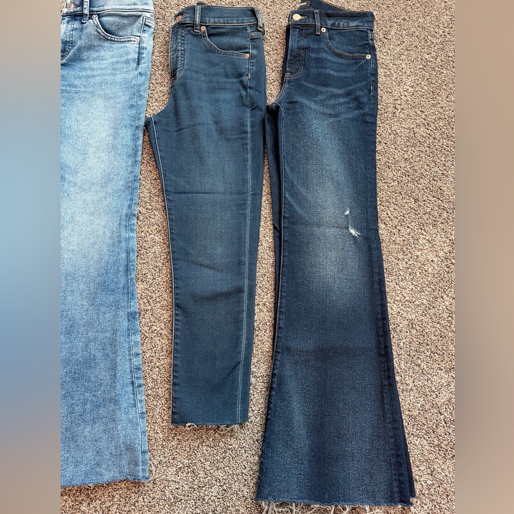 4 Pairs Express Stylish Women's Blue Jeans Collection - Picture 3 of 9